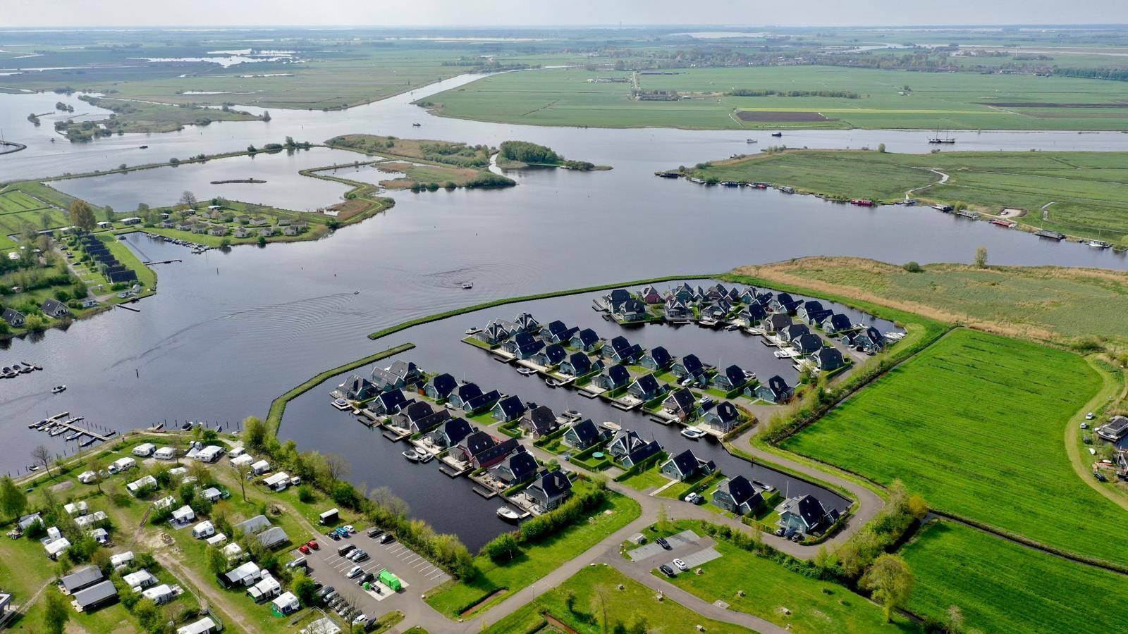 Vrijstaande woning te koop: De Potten 53, Offingawier
