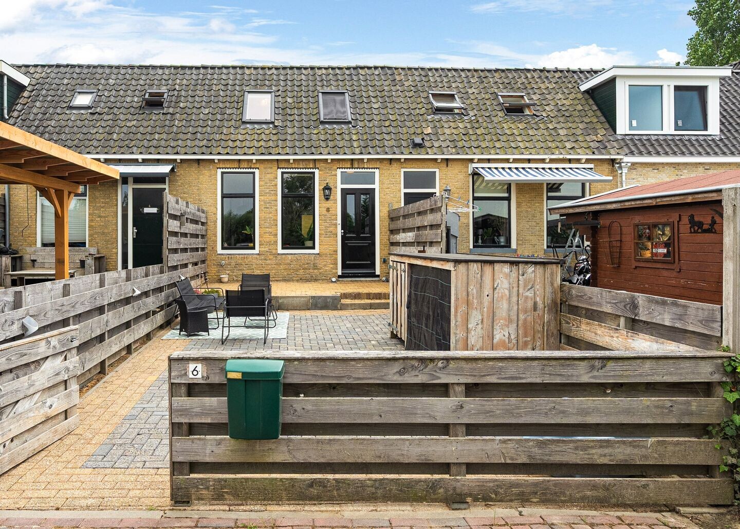 Tussenwoning te koop: Mastenbroek 6, Scharnegoutum