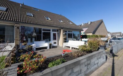 Dielakker 4