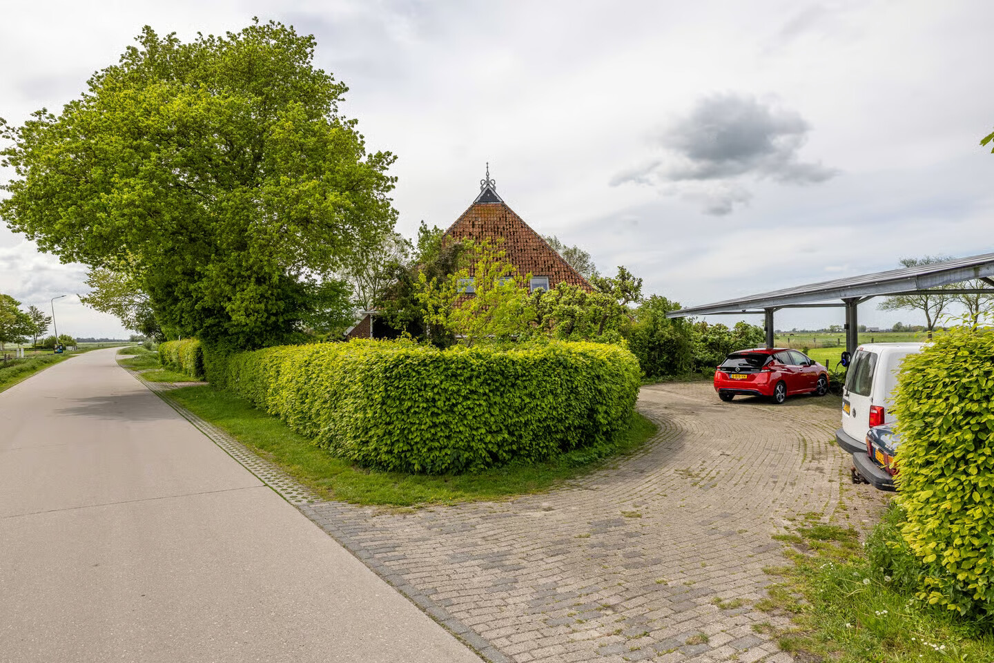 Vrijstaande woning te koop: Yndyk 2, Boazum