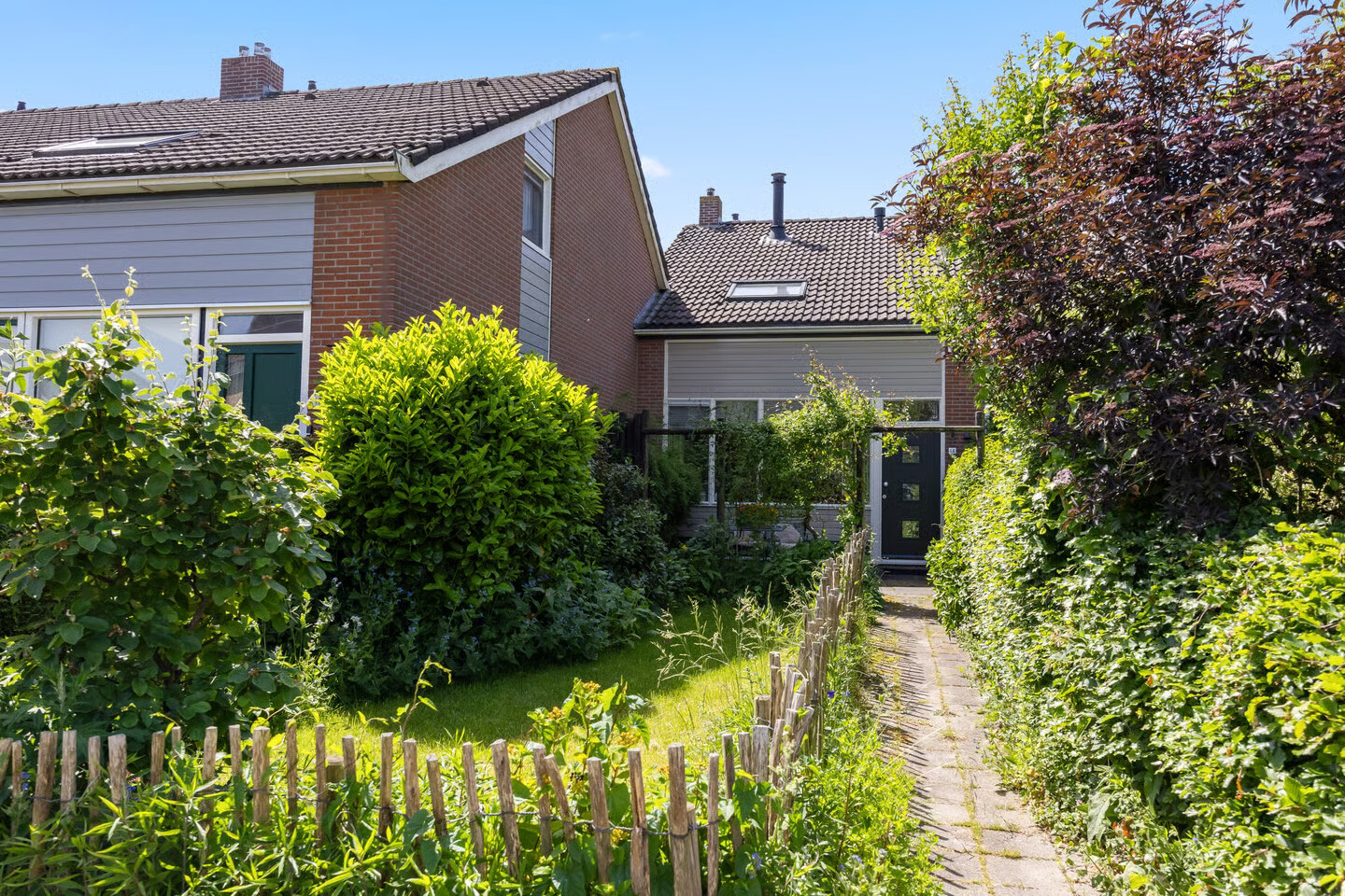 Hoekwoning te koop: De Dassenboarch 14, Ijlst