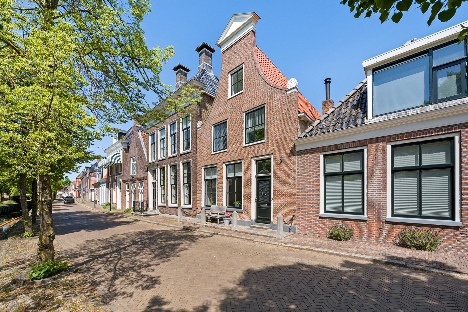 Tussenwoning te koop: Broerestraat 14, Bolsward