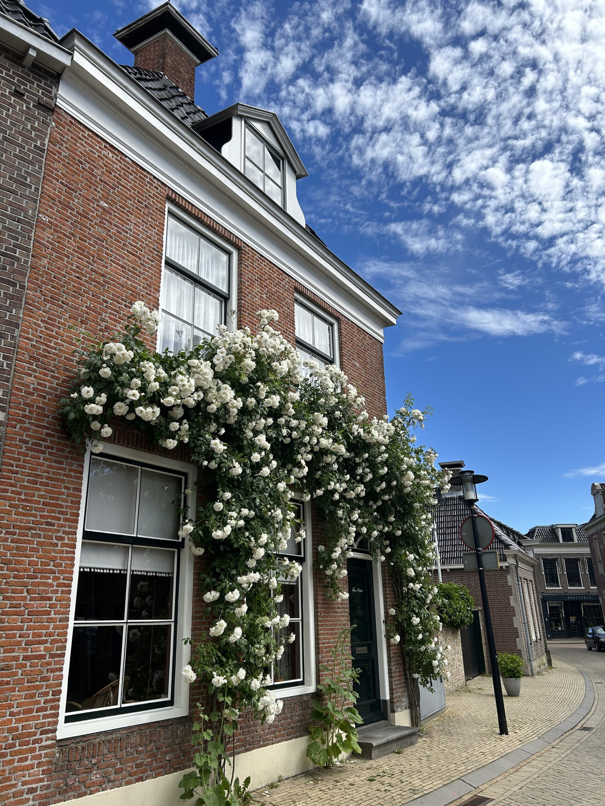 Hoekwoning te koop: Kerkstraat 3, Bolsward