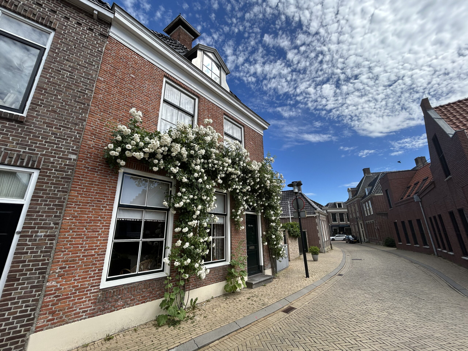 Hoekwoning te koop: Kerkstraat 3, Bolsward