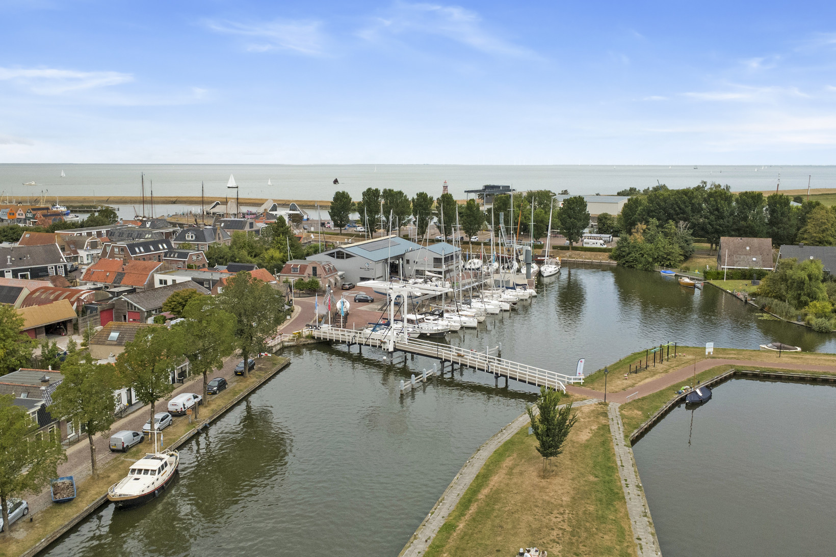 Tussenwoning te koop: De Werff 16, Stavoren
