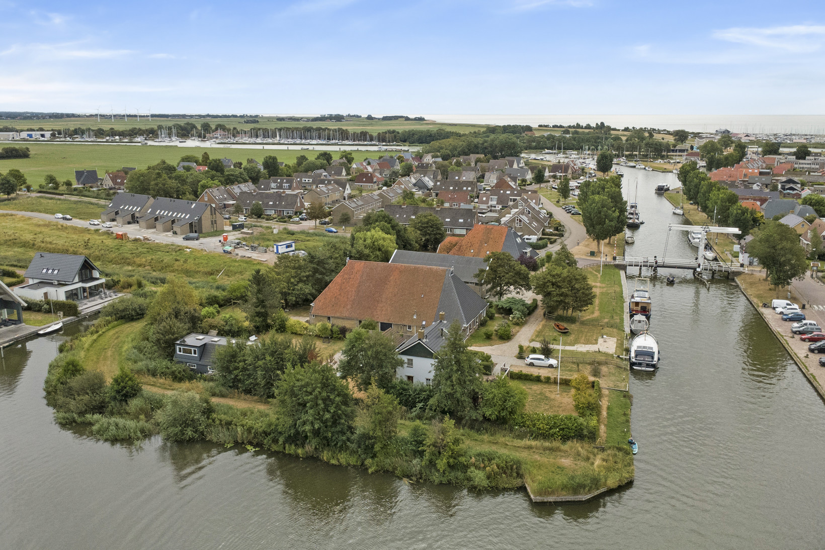 Tussenwoning te koop: De Werff 16, Stavoren