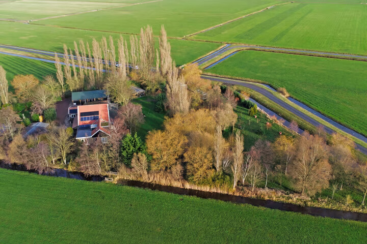 Vrijstaande woning te koop: Feandyk 2, It Heidenskip