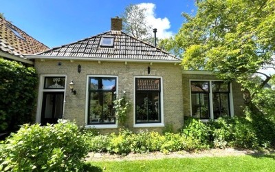 Tsjerkebuorren 17