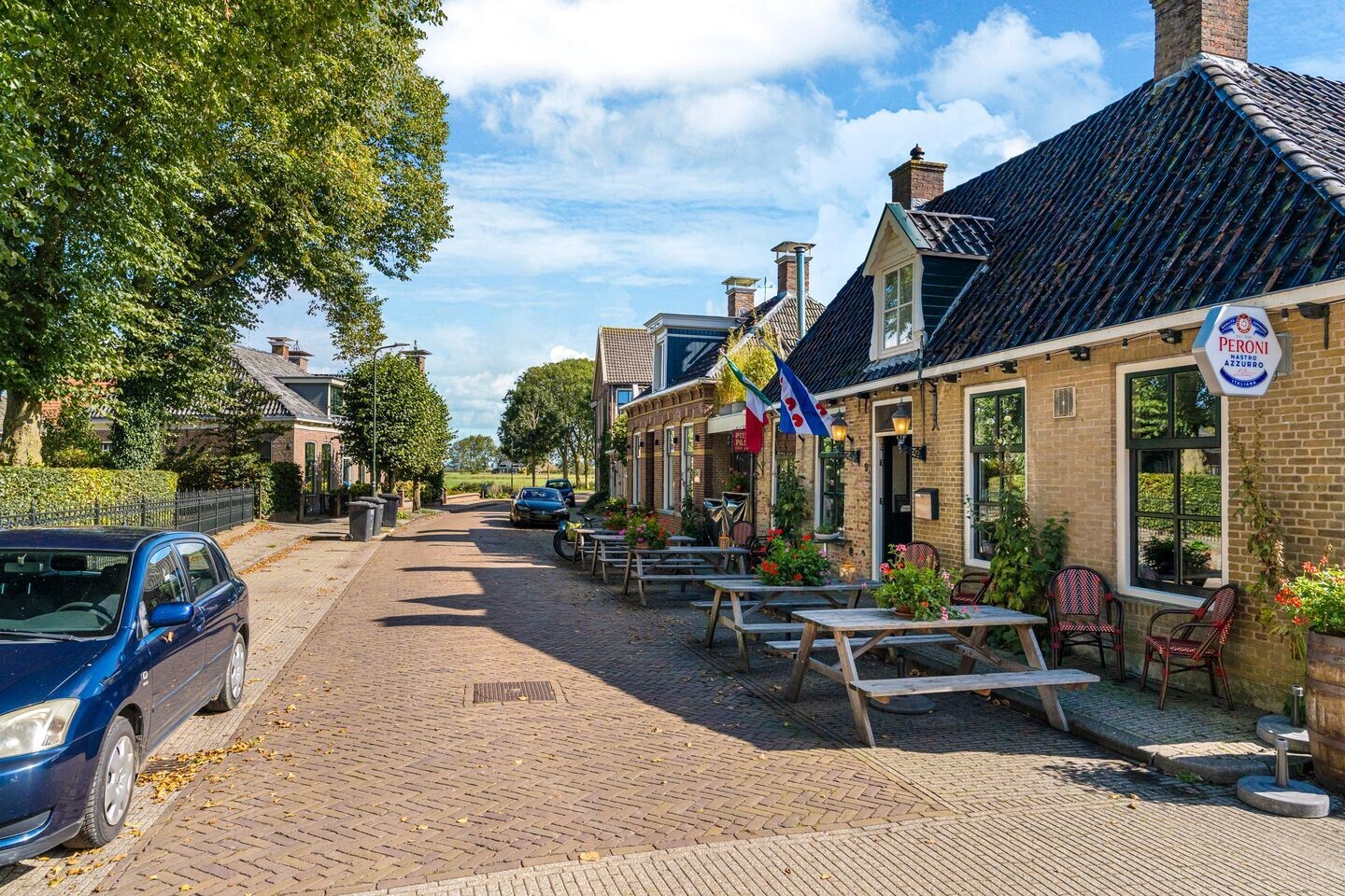 Twee-onder-één-kap te koop: Grote Buren 46, Pingjum