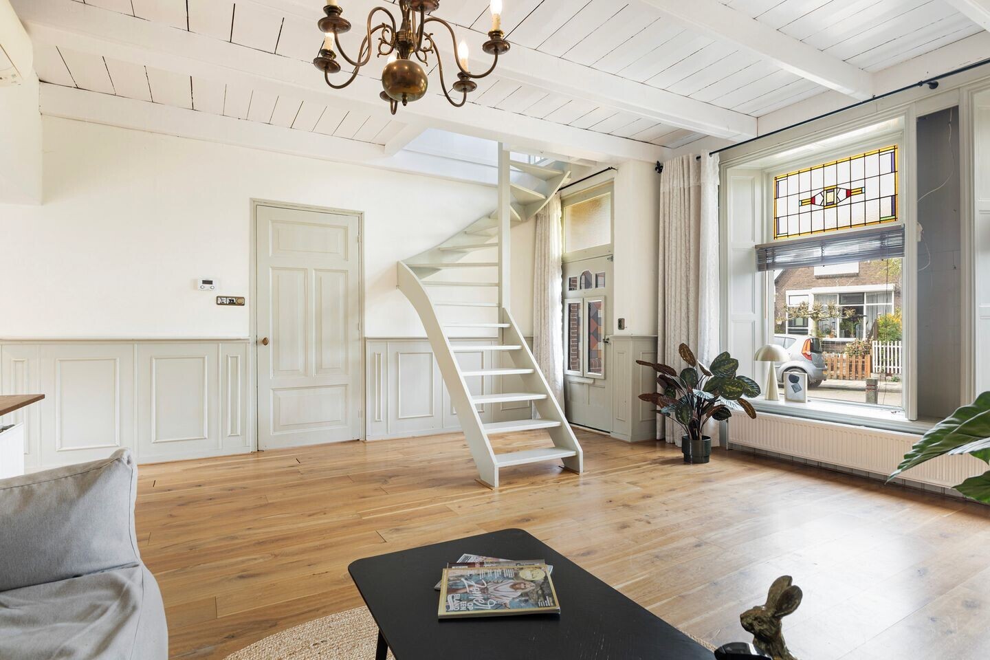 Twee-onder-één-kap te koop: Caspar de Roblesdijk 11, Zurich
