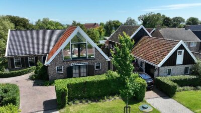 Zeedijk 3