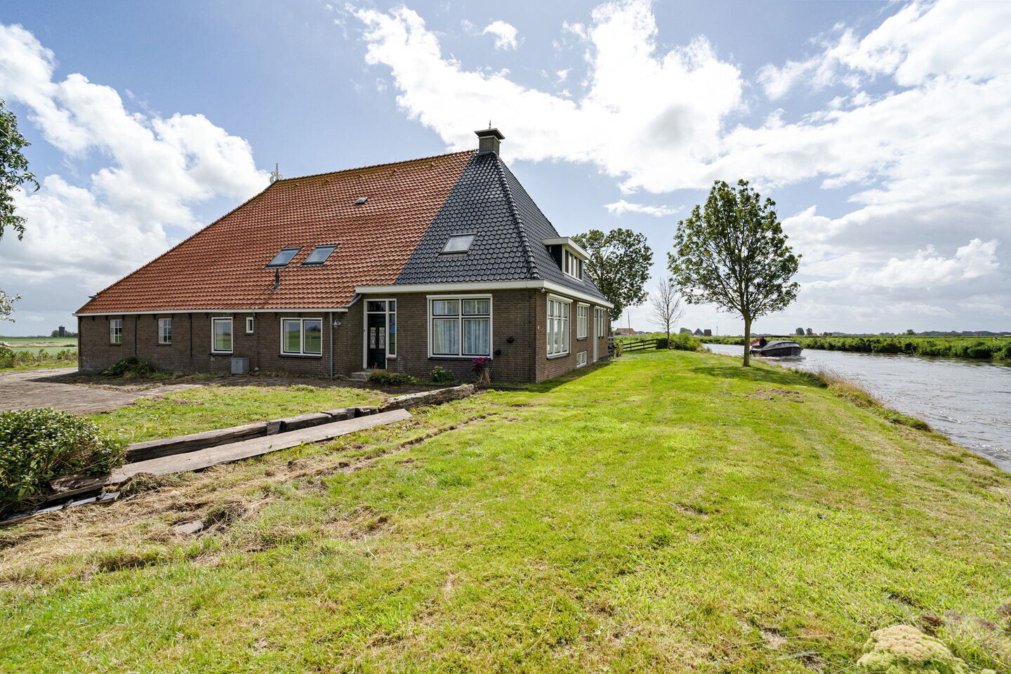 Vrijstaande woning te koop: Trekweg 3, Parrega