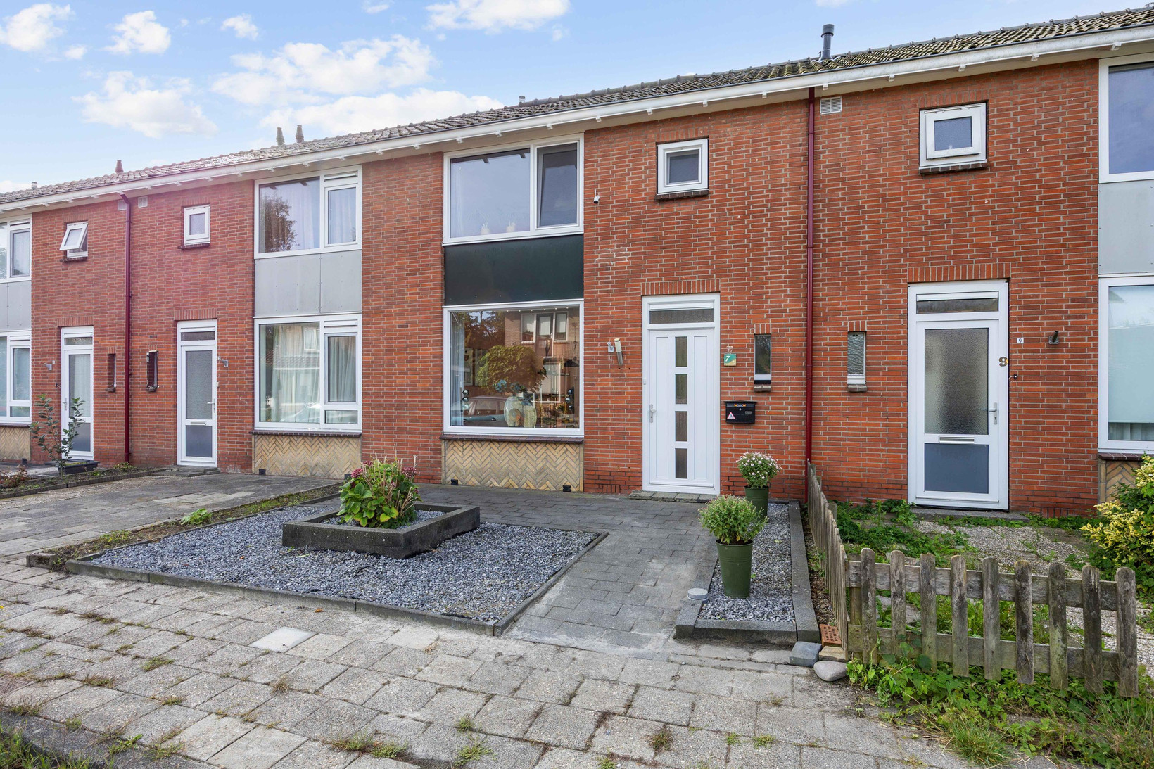 Tussenwoning te koop: Burgemeester Westerhuisstraat 7, Franeker