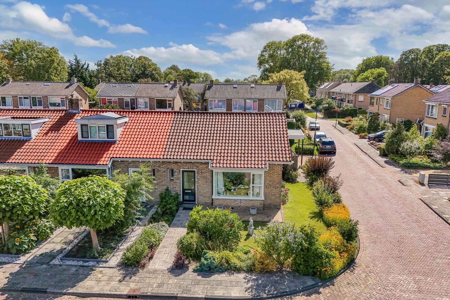Hoekwoning te koop: Lammert Hofstrastraat 12, Franeker