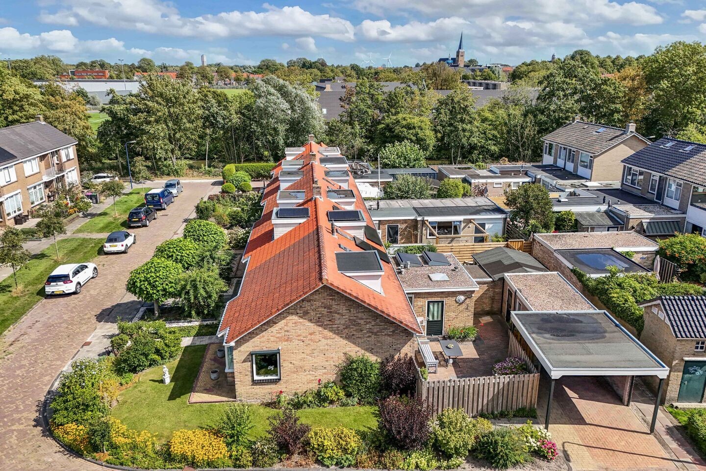 Hoekwoning te koop: Lammert Hofstrastraat 12, Franeker