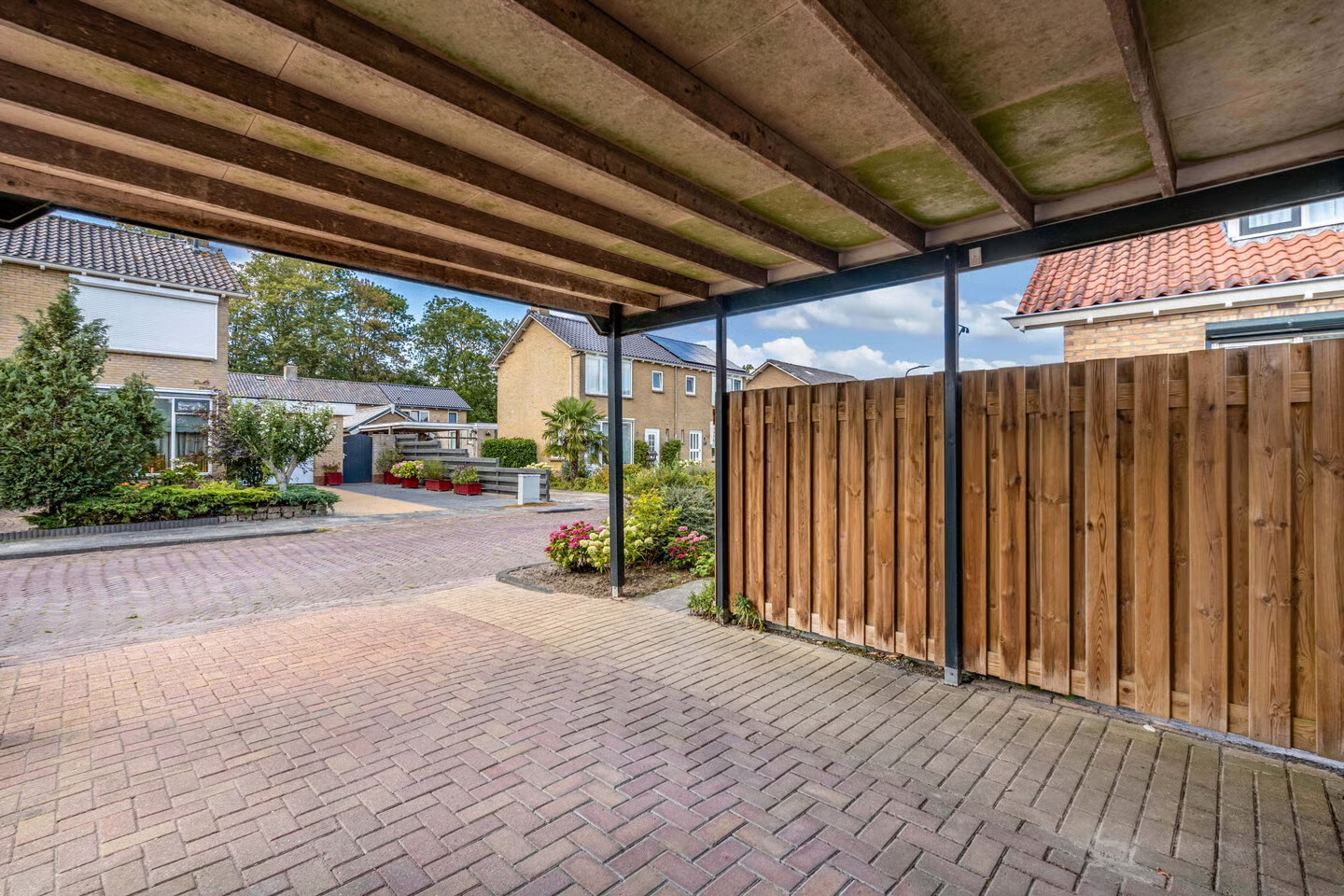 Hoekwoning te koop: Lammert Hofstrastraat 12, Franeker