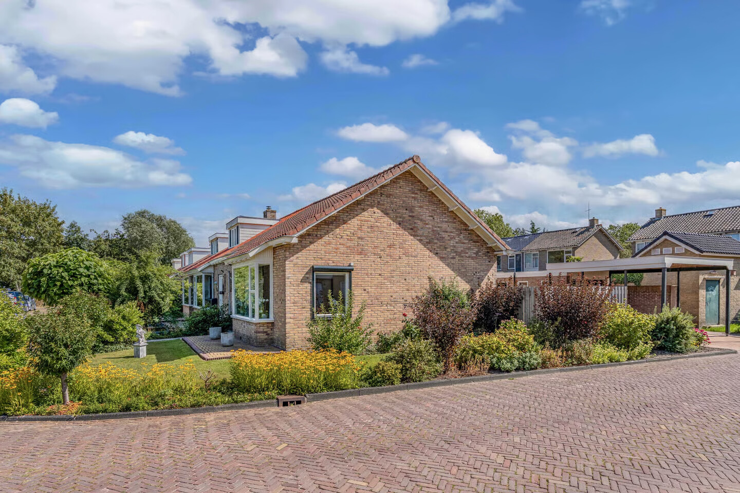 Hoekwoning te koop: Lammert Hofstrastraat 12, Franeker