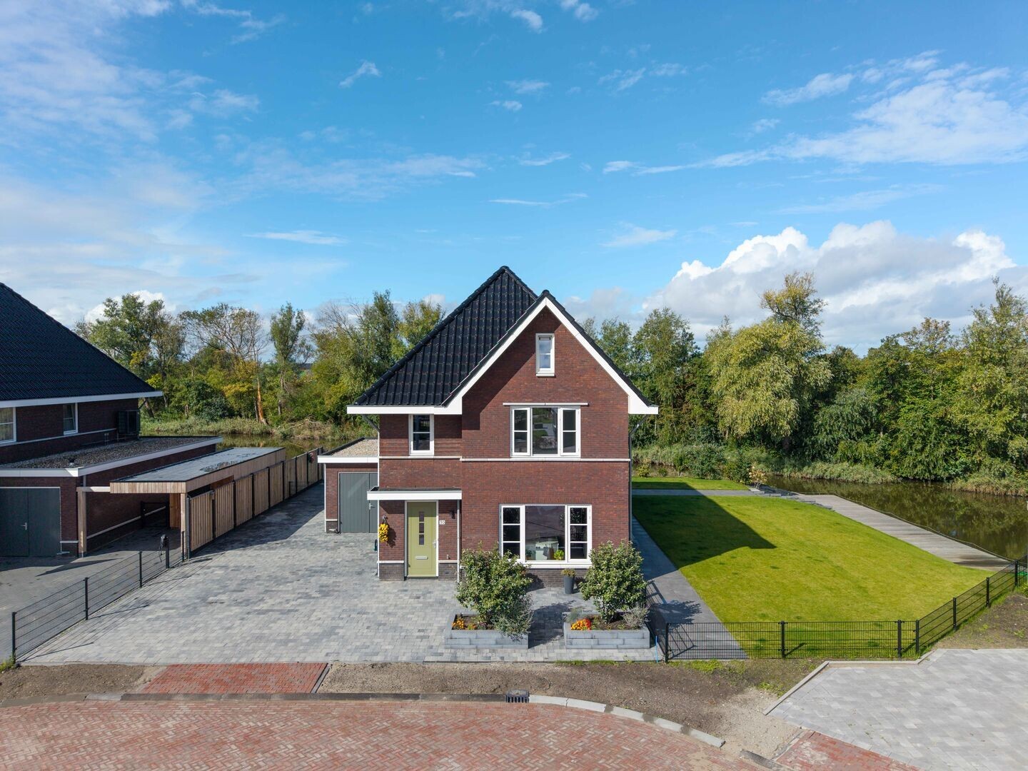 Vrijstaande woning te koop: Burrefeart 30, Franeker