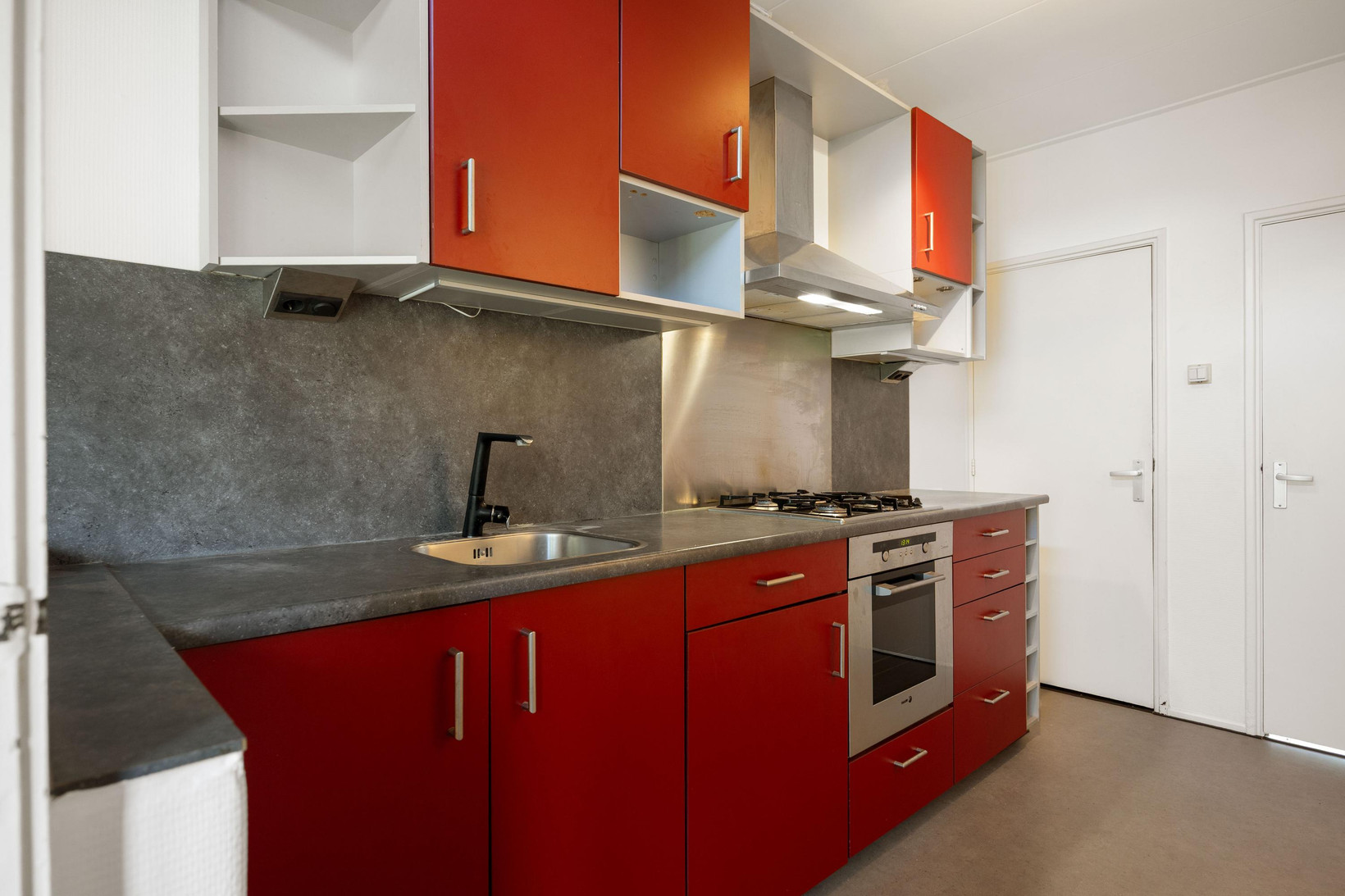 Twee-onder-één-kap te koop: Kerkbuurt 8, Hitzum