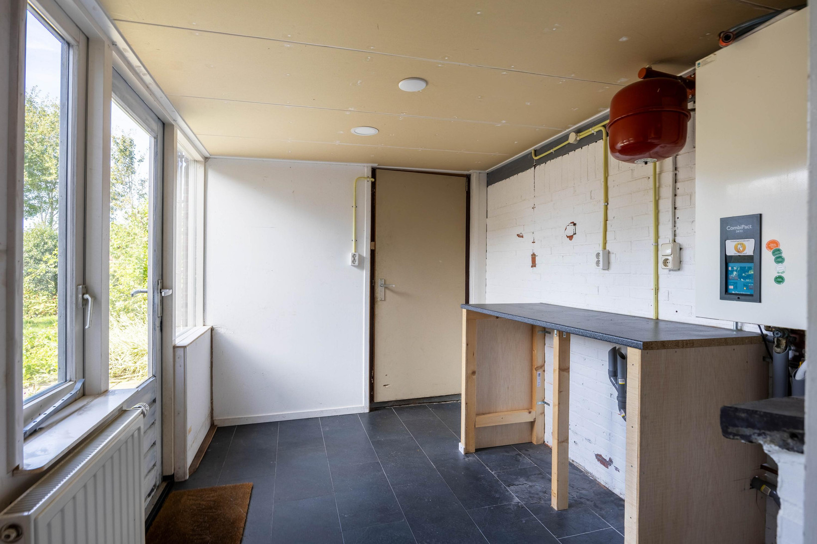 Twee-onder-één-kap te koop: Kerkbuurt 8, Hitzum