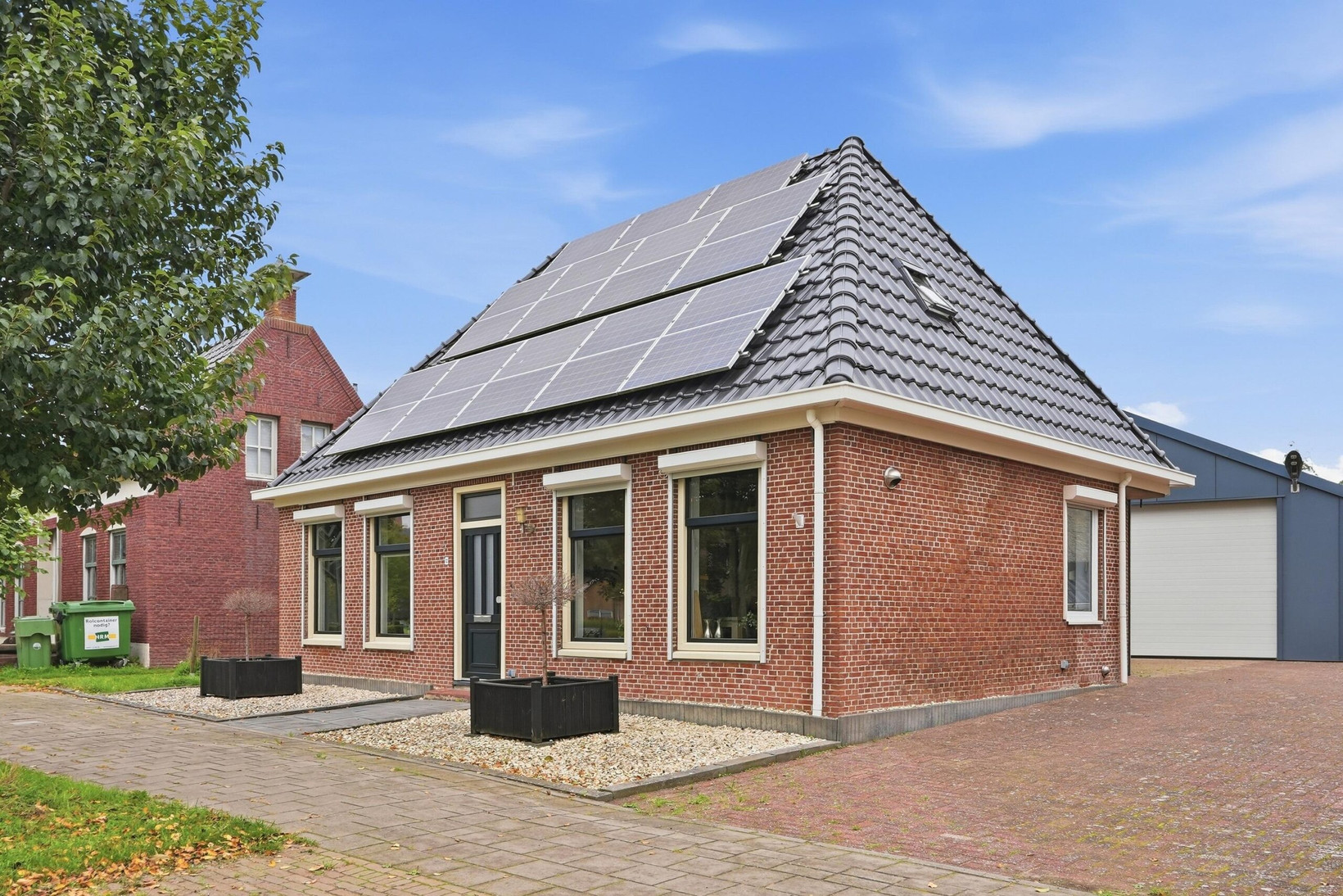 Vrijstaande woning te koop: Lidlumerwei 12, Oosterbierum
