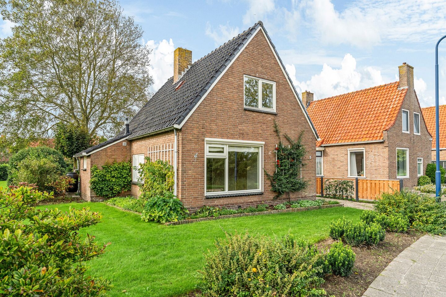 Vrijstaande woning te koop: Buorfinneleane 8, Sexbierum