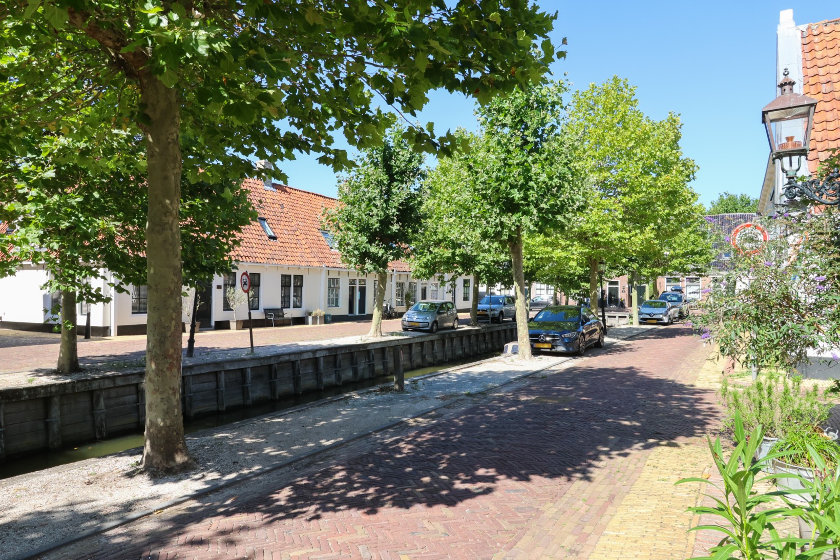 Hoekwoning te koop: Herenwaltje 9, Harlingen