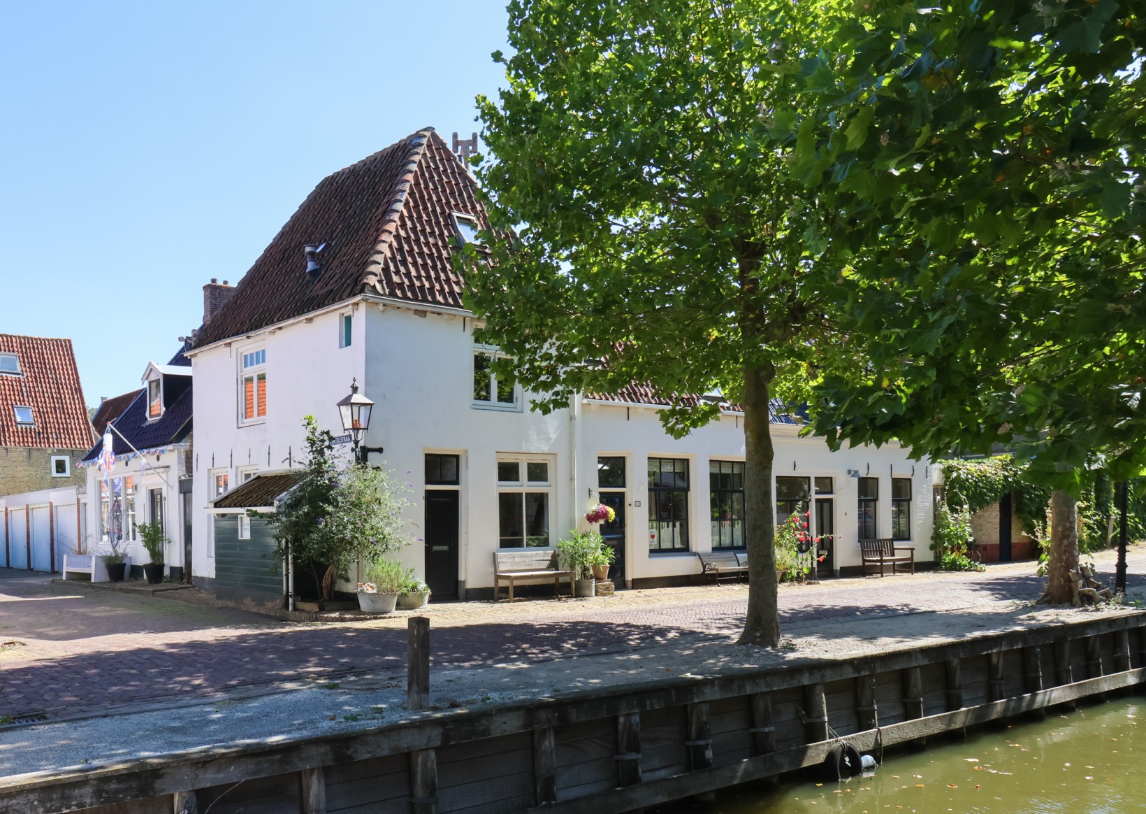 Hoekwoning te koop: Herenwaltje 9, Harlingen