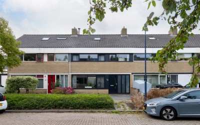 P.W.A.Cort van der Lindenstraat 38