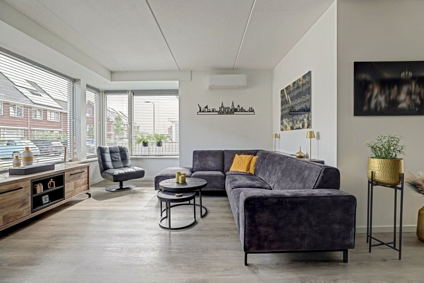 Twee-onder-één-kap te koop: Vliestroom 10, Harlingen
