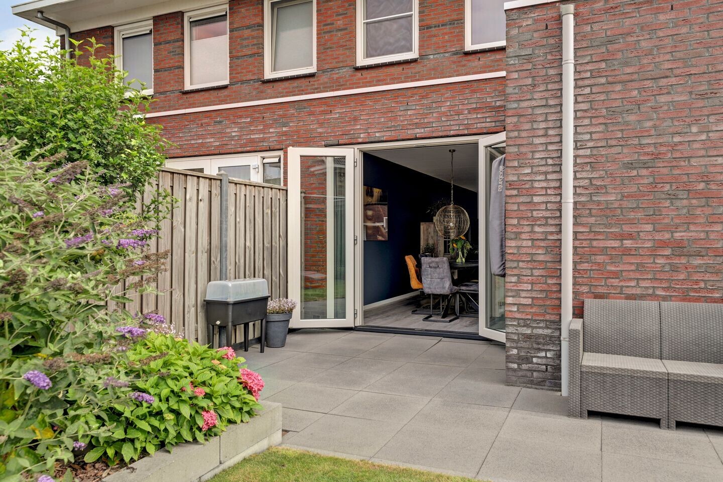 Twee-onder-één-kap te koop: Vliestroom 10, Harlingen