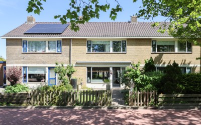 F. Domela Nieuwenhuisstraat 75