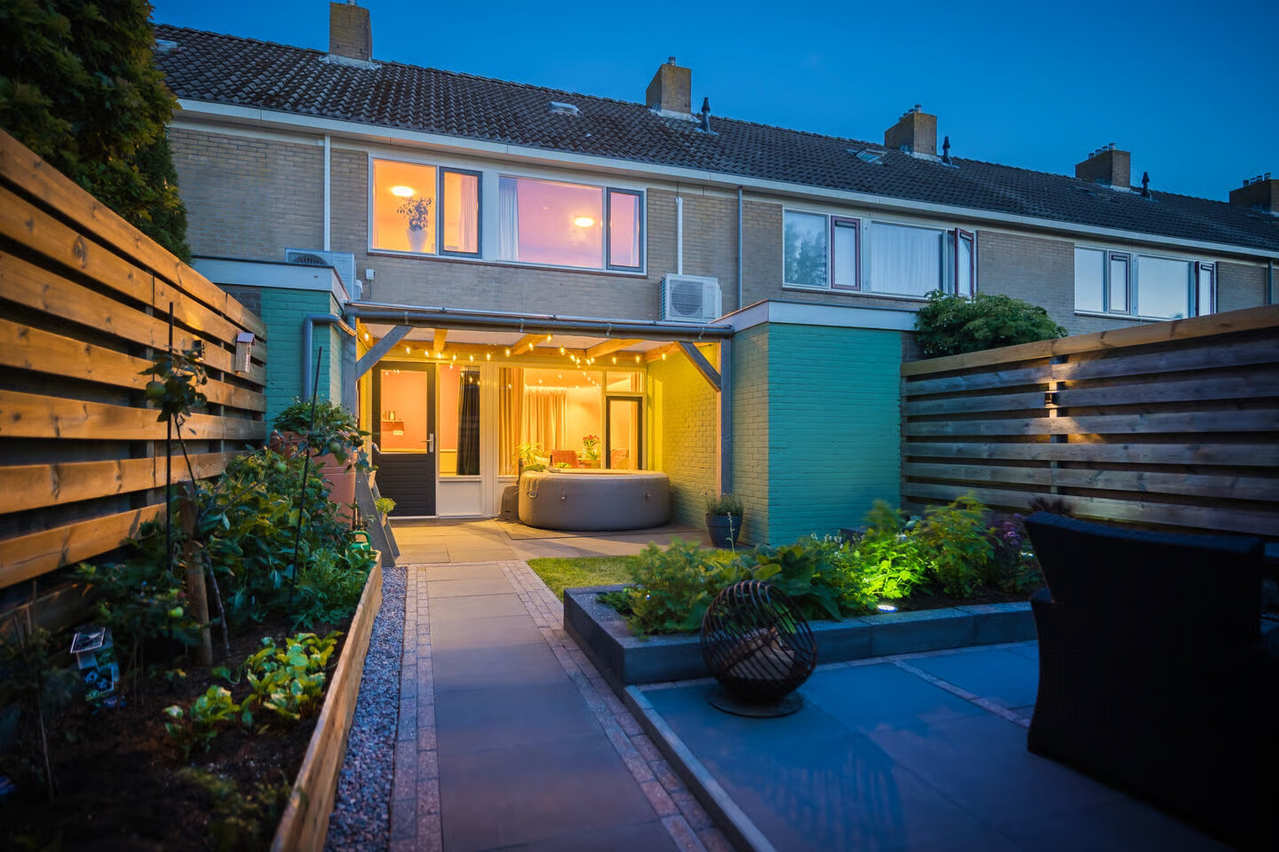 Tussenwoning te koop: JOOST VAN DEN VONDELSTRAAT 55, Harlingen