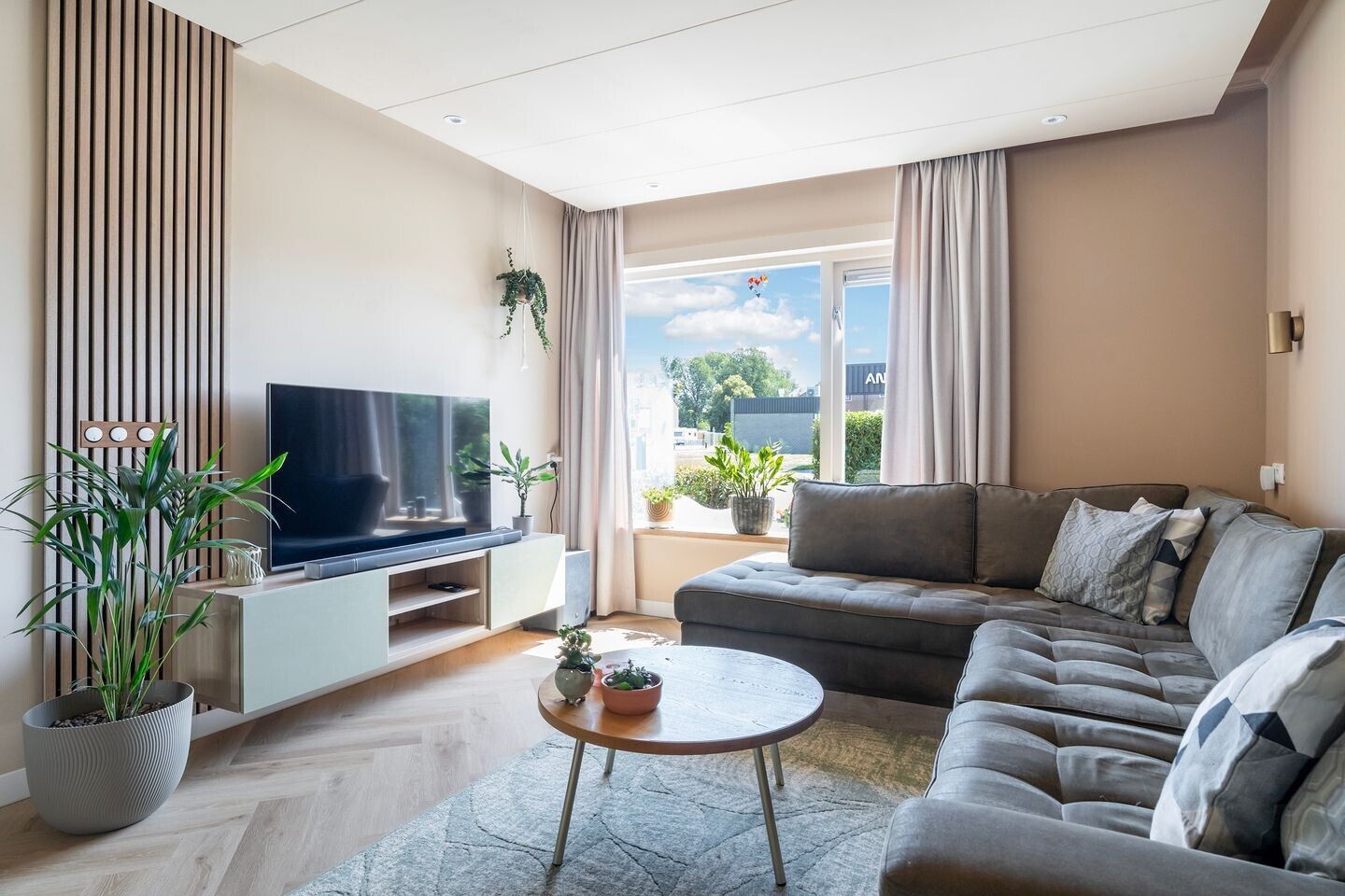 Tussenwoning te koop: JOOST VAN DEN VONDELSTRAAT 55, Harlingen