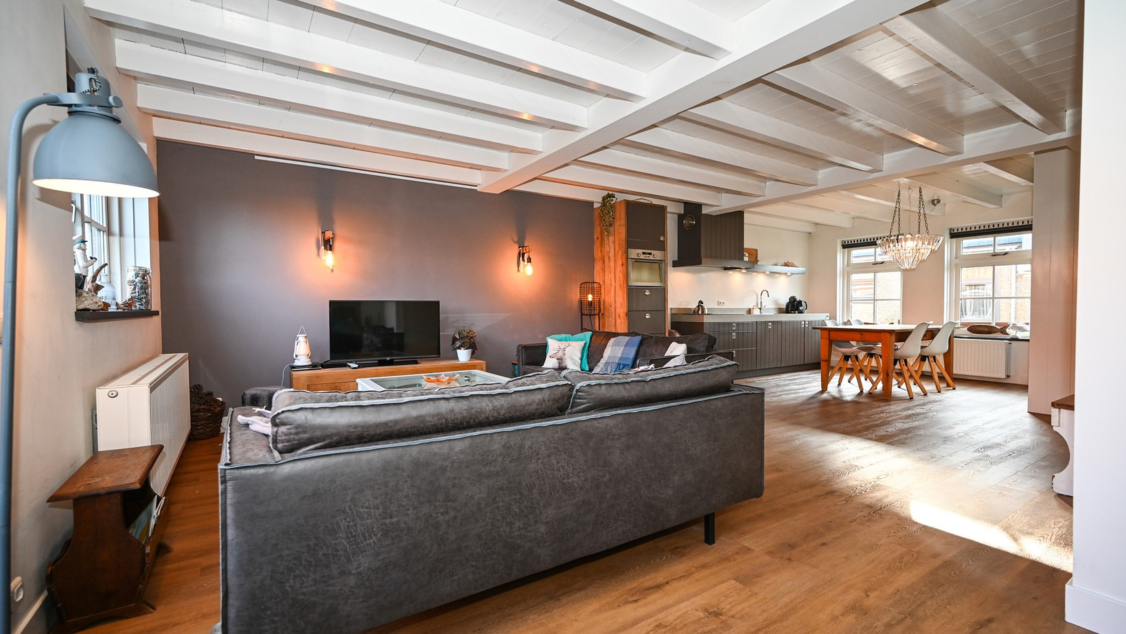 Tussenwoning te koop: Nieuwe Schoolpad 2, Hoorn