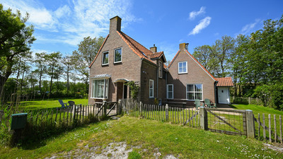 Oosterend 3