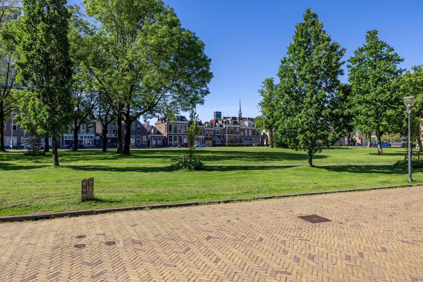 Tussenwoning te koop: Arendstuin 10, Leeuwarden