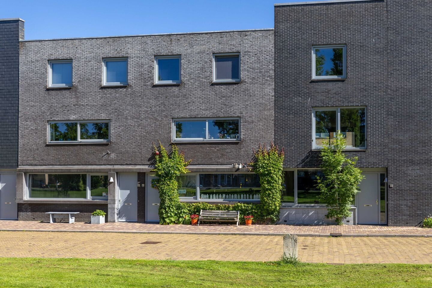 Tussenwoning te koop: Arendstuin 10, Leeuwarden