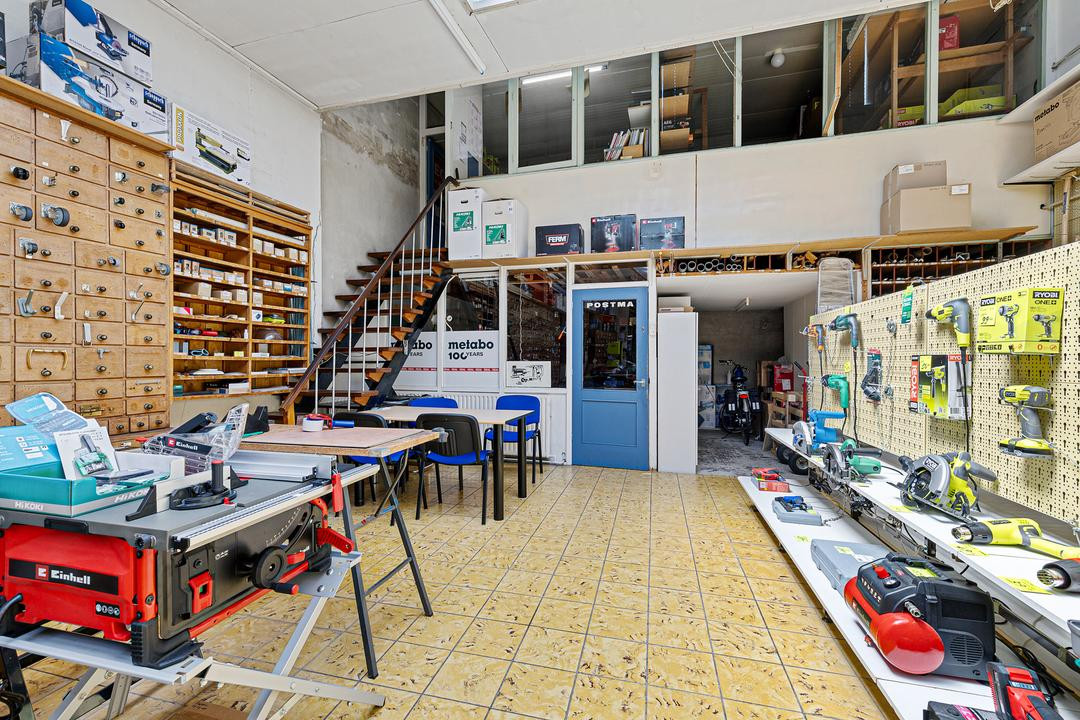 Tussenwoning te koop: Voorstreek 79, Leeuwarden