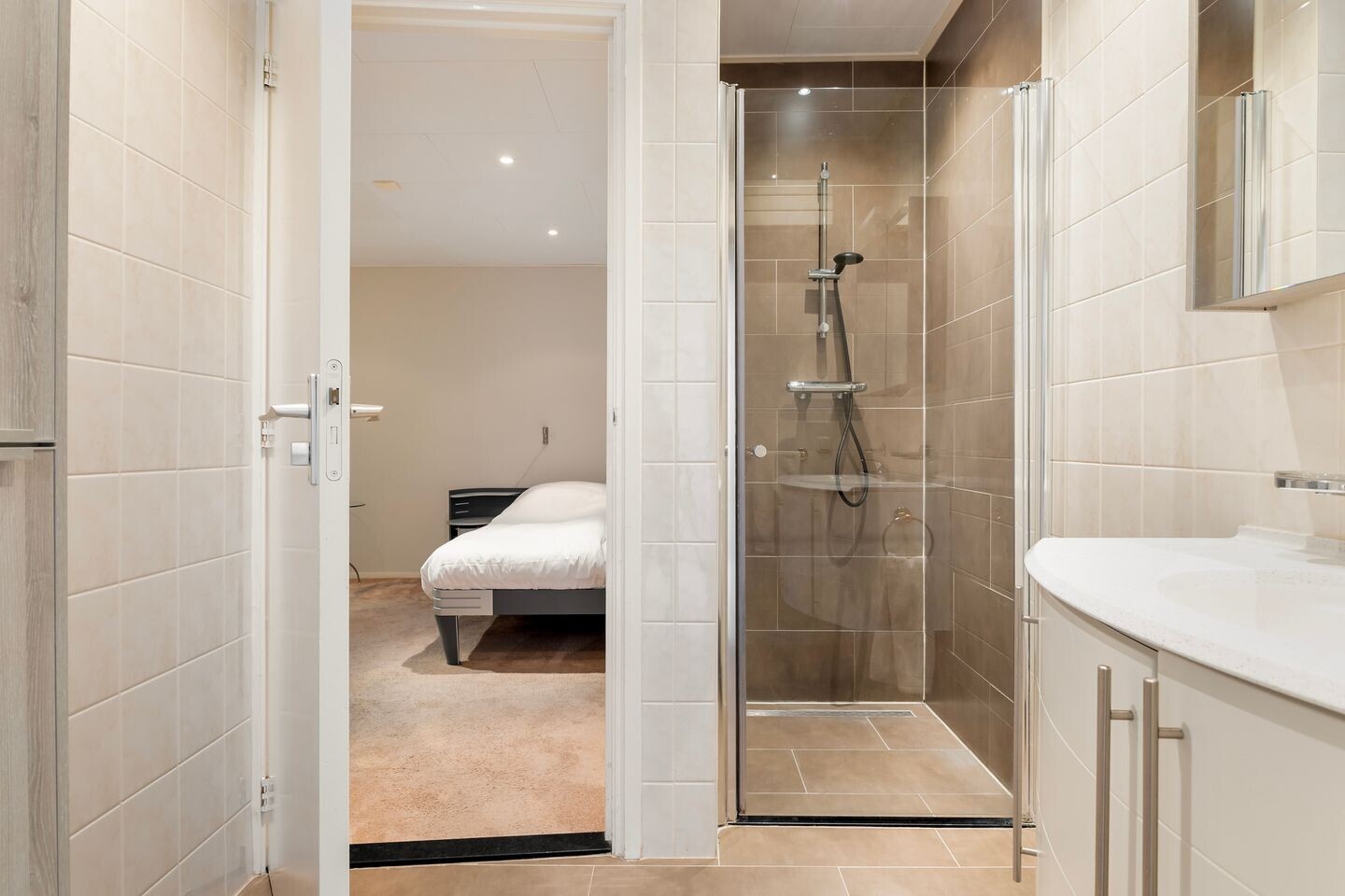 Hoekwoning te koop: OOSTERKADE 11A, Leeuwarden