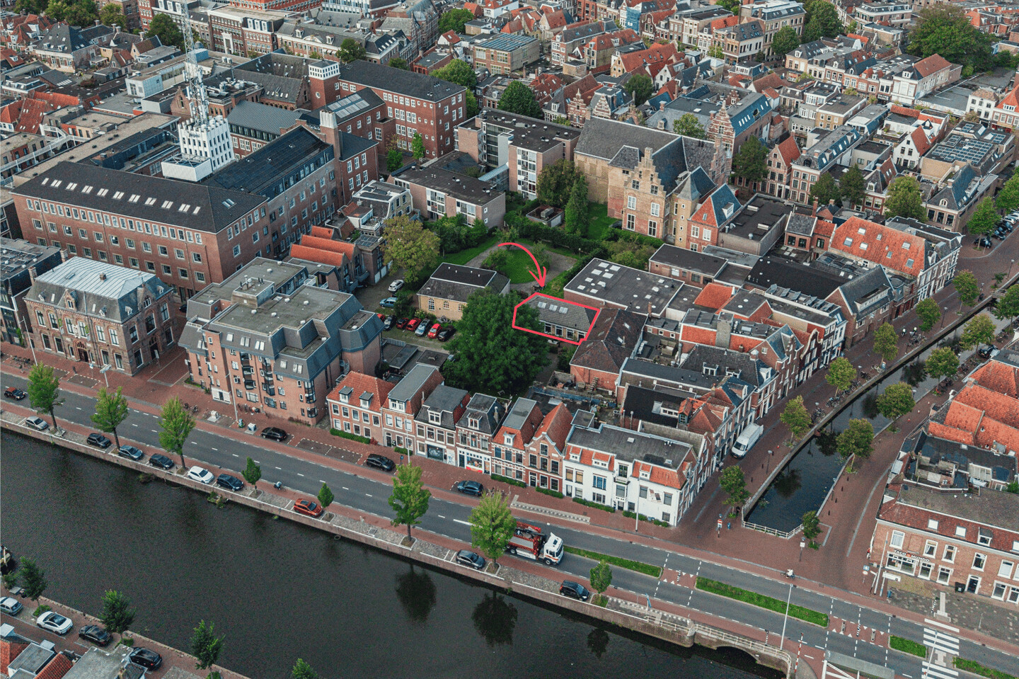 Hoekwoning te koop: OOSTERKADE 11A, Leeuwarden