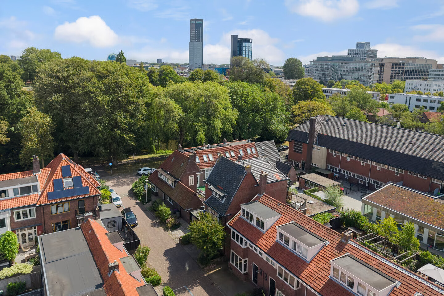 Vrijstaande woning te koop: Dronrijperstraat 3, Leeuwarden