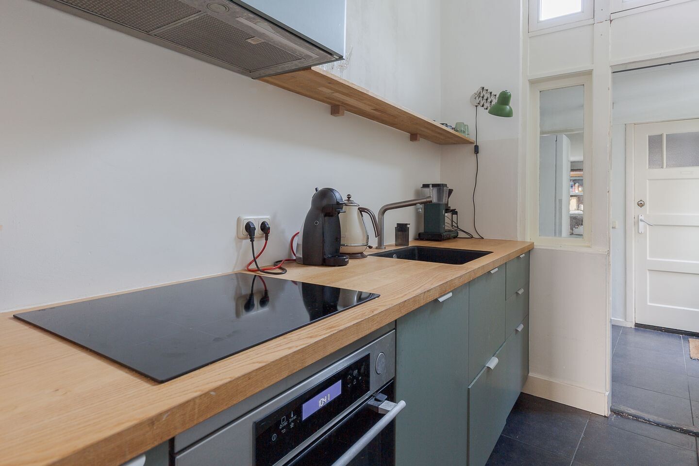 Tussenwoning te koop: Elizabethstraat 18, Leeuwarden