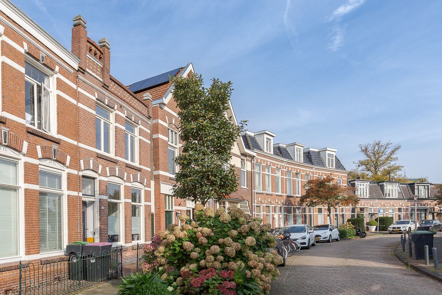 Tussenwoning te koop: Elizabethstraat 18, Leeuwarden