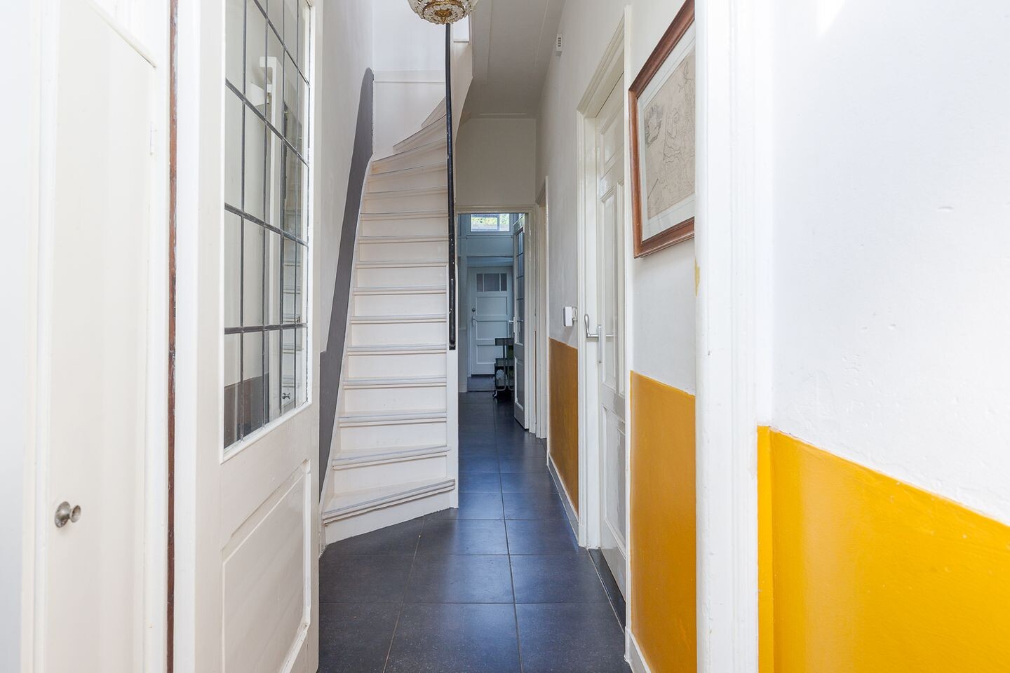 Tussenwoning te koop: Elizabethstraat 18, Leeuwarden