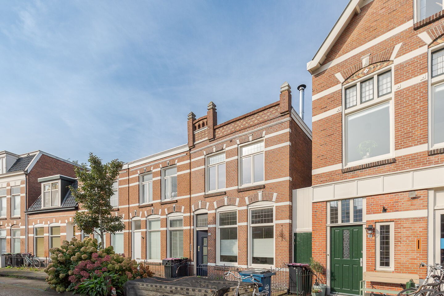Tussenwoning te koop: Elizabethstraat 18, Leeuwarden
