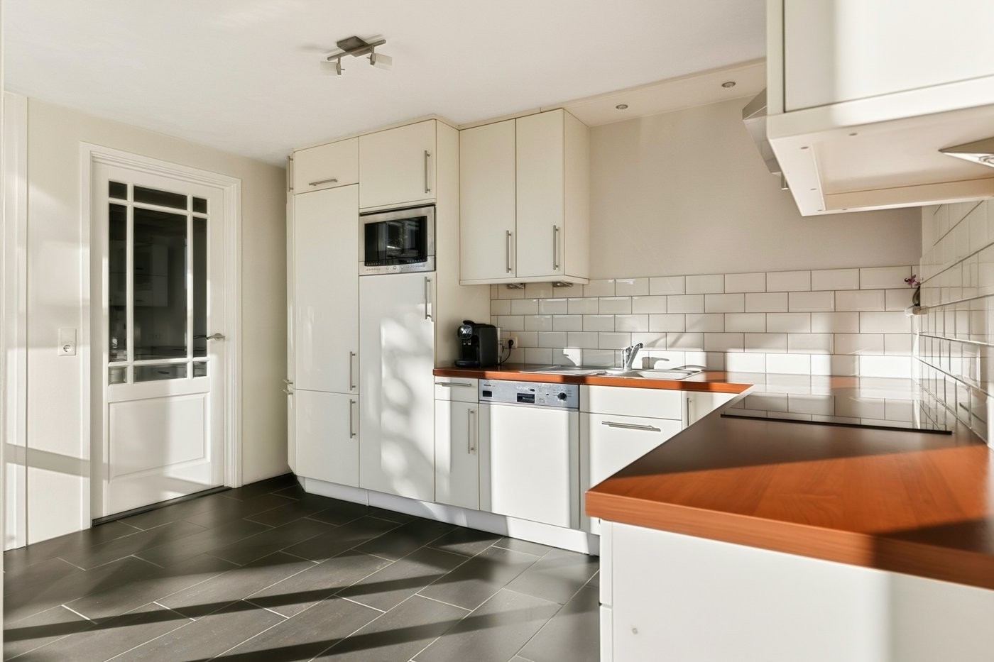 Tussenwoning te koop: P.C. Hooftstraat 39, Leeuwarden