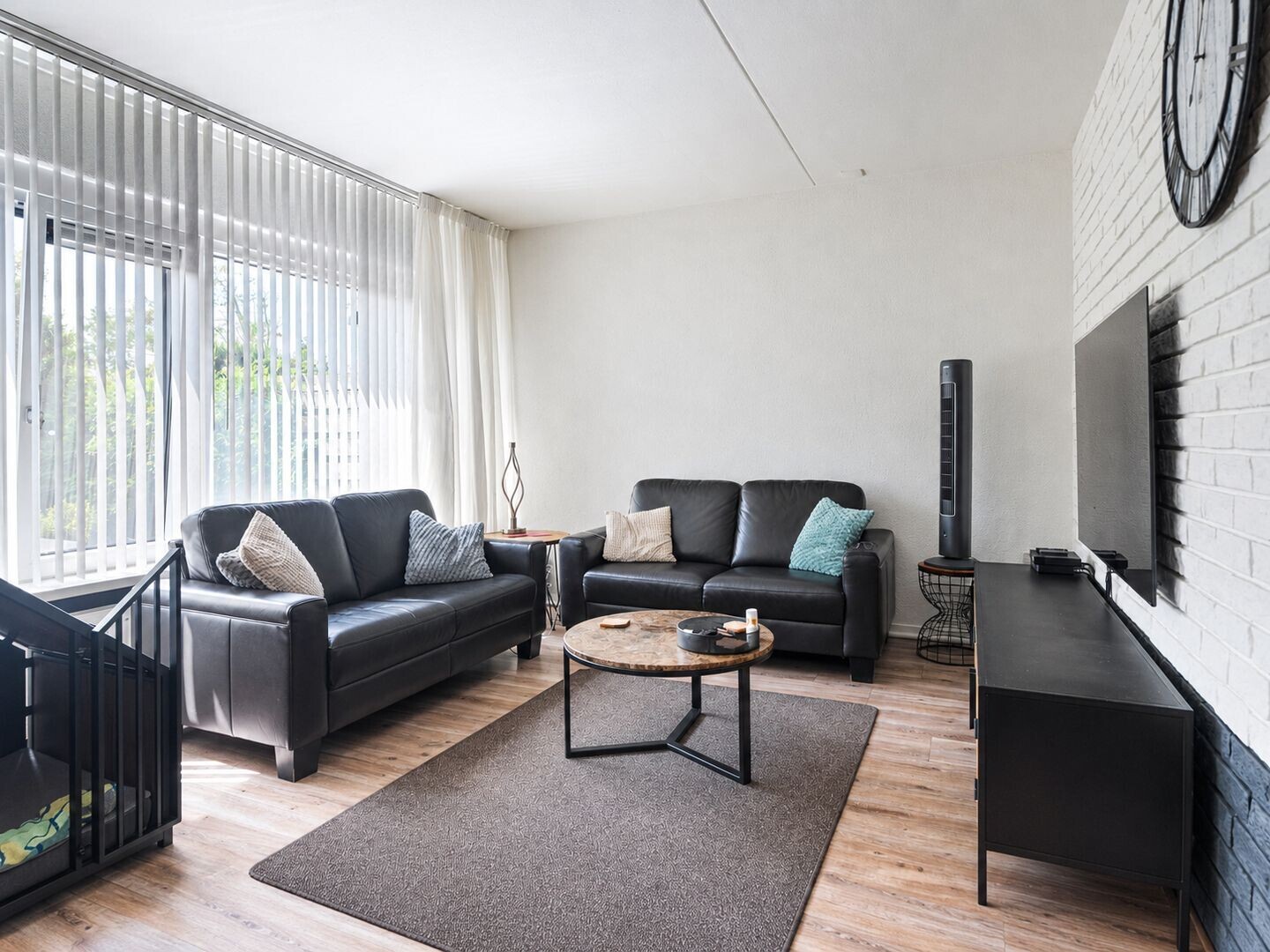 Tussenwoning te koop: Gerben Colmjonwei 189, Leeuwarden