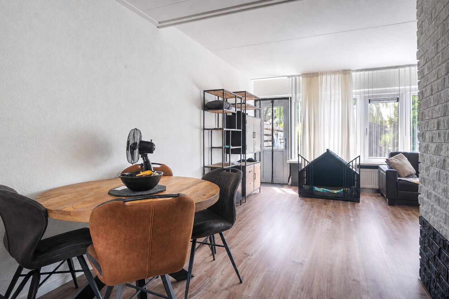 Tussenwoning te koop: Gerben Colmjonwei 189, Leeuwarden