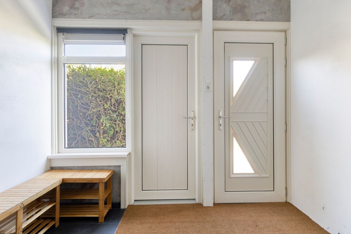 Hoekwoning te koop: Gerben Colmjonwei 10, Leeuwarden